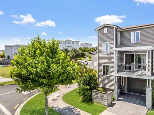 1 Manawatere Way, Flat Bush