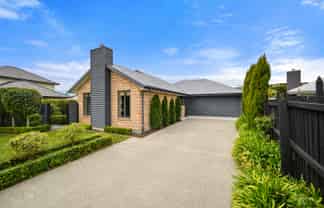 74 Lamorna Road, Parklands