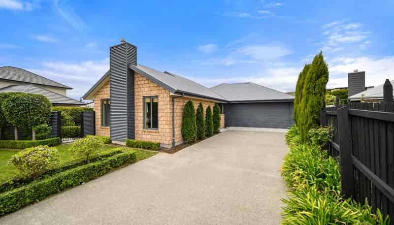 74 Lamorna Road, Parklands