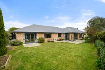 74 Lamorna Road, Parklands