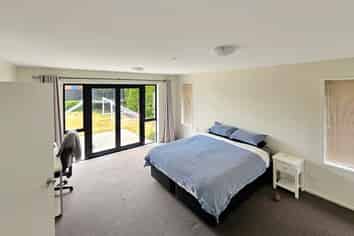 74 Lamorna Road, Parklands