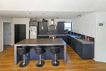 74 Lamorna Road, Parklands