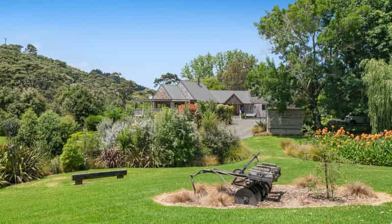 275 Inland Road, Helensville