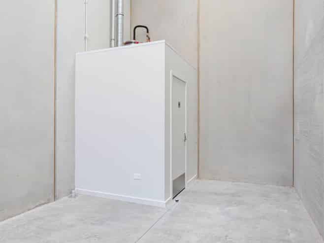 BRAND NEW 47M² MULTI-USE UNIT WITH ONE CAR PARK
