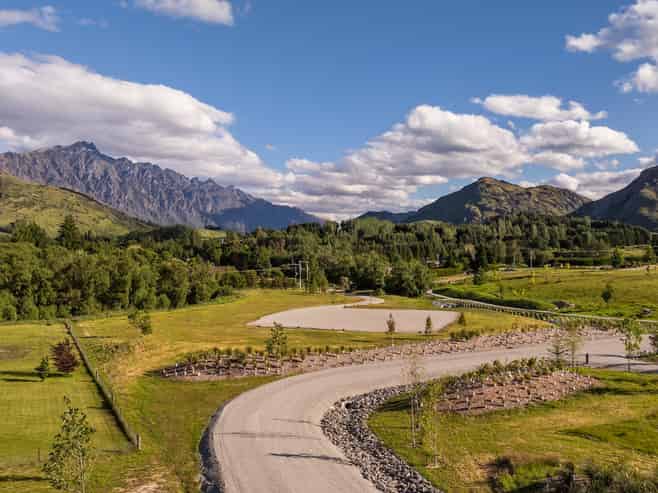 337 Littles Road, Dalefield