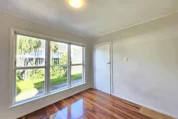 2/47 Gilbert Road, Otara