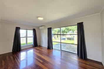 2/47 Gilbert Road, Otara