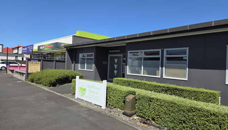 61 Victoria Street, Hawera