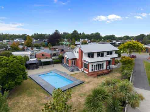 25 Reid Crescent, Allenton