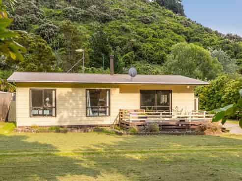 16 McLaughlin Drive, Tinui