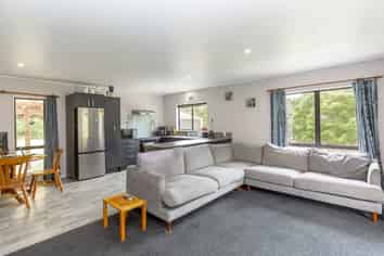 16 McLaughlin Drive, Tinui