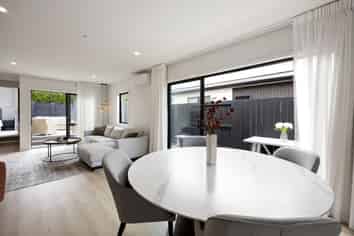 16 Lumino Terrace, Peacocke