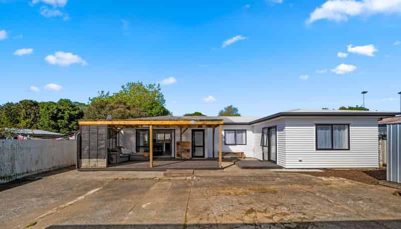 18a Dairy Road, Otara