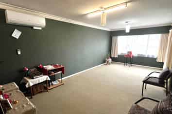 15 Tabak Crescent, Takaro