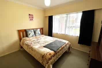 15 Tabak Crescent, Takaro