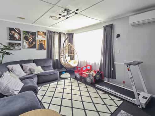 5 Hay Street, Naenae