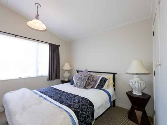 105 Paki Paki Road, Longlands