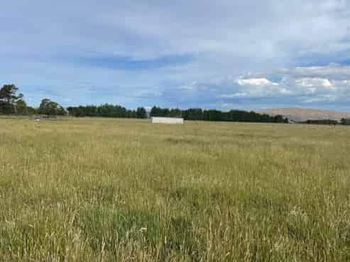 105 Paki Paki Road, Longlands