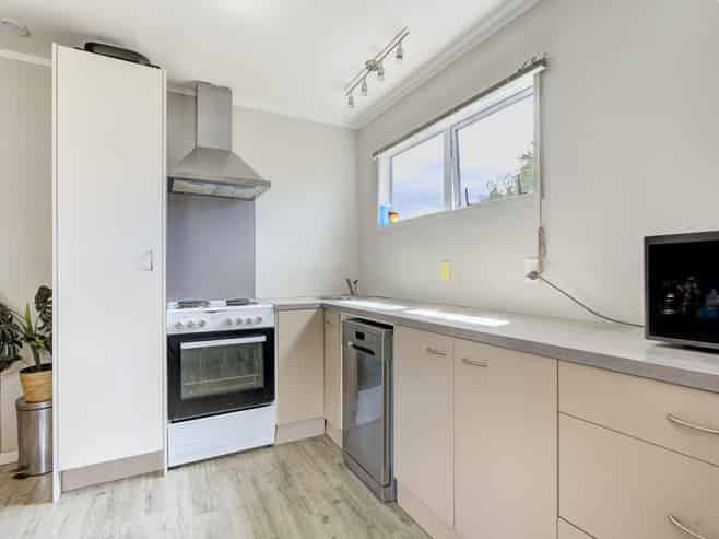 129b Boundary Road - Pets Allowed, Claudelands