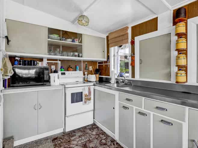 36 Hunter Street, Hawera