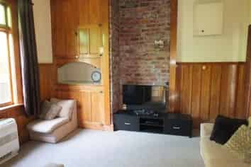 28 Field Terrace, Riccarton