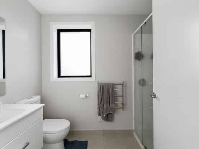 Live Work Opportunity Beside Hamilton Airport