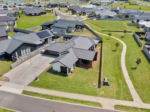 19 Ngaroma Crescent, Whitianga