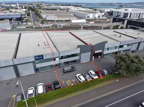 High Profile Refurbished Warehouse - 590sqm