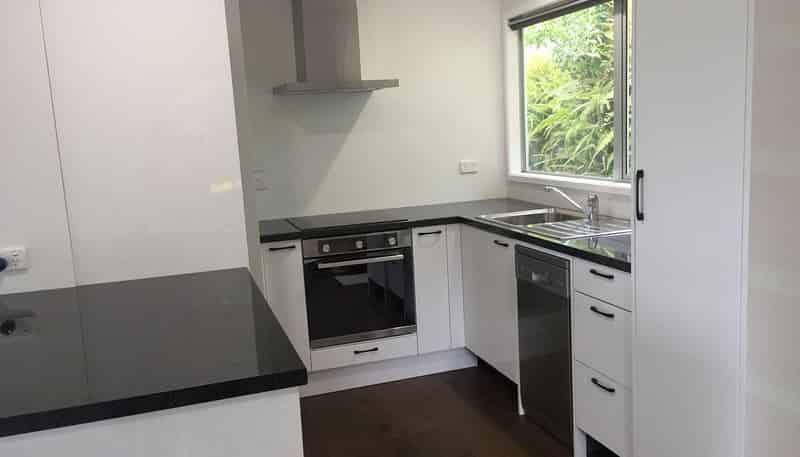 2/153 Browns Bay Road, Browns Bay