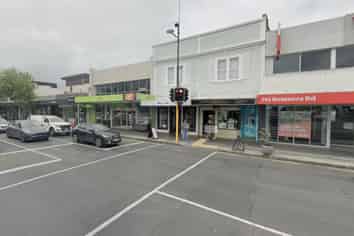 Landmark retail position on Remuera Road