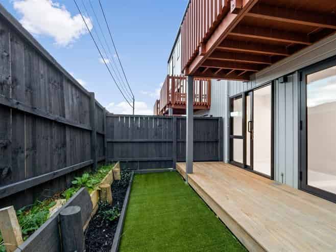 13/17 Parker Avenue, New Lynn