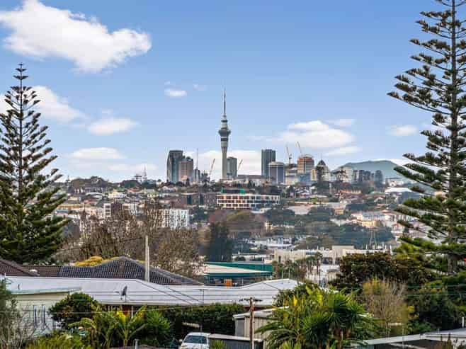 13/17 Parker Avenue, New Lynn