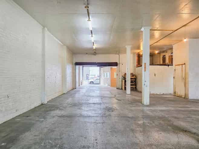 High Demand Inner City Warehouse and Yard