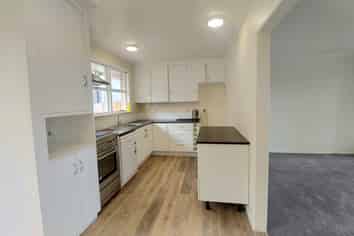 2/24 Upland Street, Tauranga Central