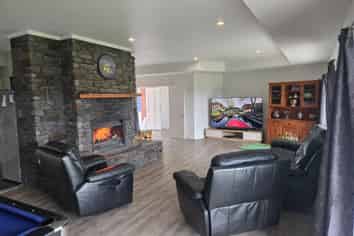 750 Wrights Road, Oxford