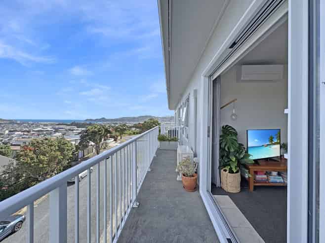 6/32 Akaroa Drive, Maupuia