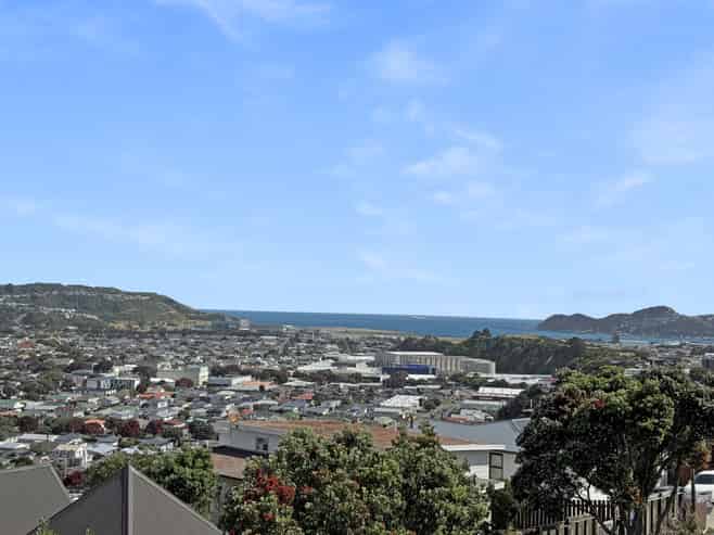 6/32 Akaroa Drive, Maupuia