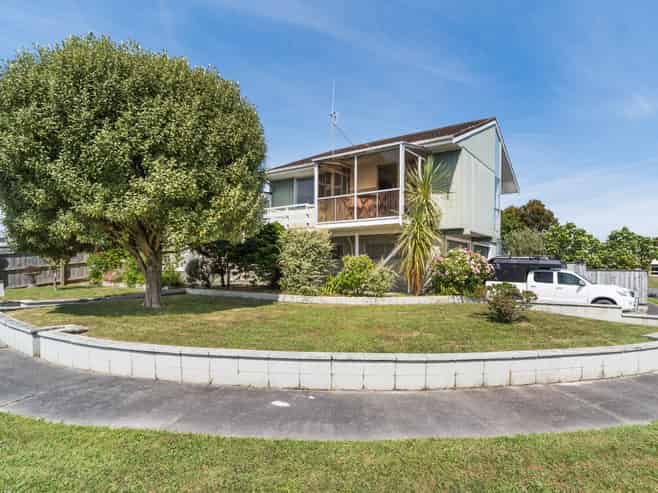 2 Paradise Place, Milson