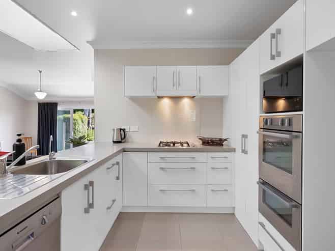 6139 South Road, Rahotu