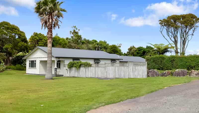 6139 South Road, Rahotu