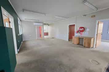 Commercial building in Hokitika CBD