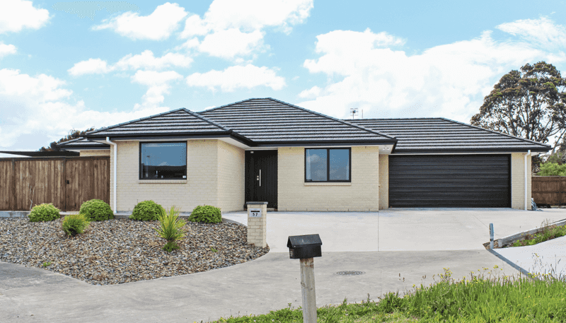 57 Balrickard Way , Milson