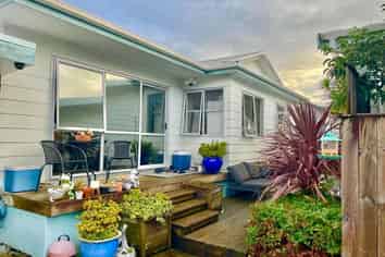 81A Sunderlands Road, Half Moon Bay