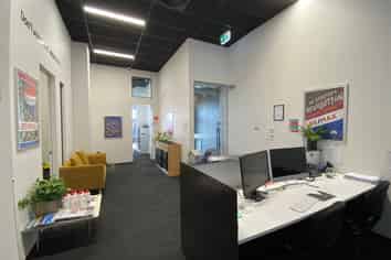 Tidy City Offices In Great Spot