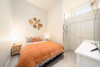 1/20 Main Road, Tawa