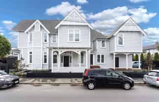 4/7 Beverley Street, Merivale