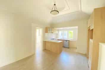 1/28 Rangitoto Terrace, Milford