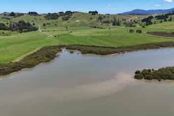 444 Wharekawa Road, Oue