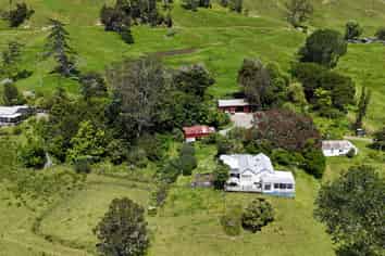 444 Wharekawa Road, Oue