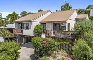 4/16 Monteith Crescent, Remuera